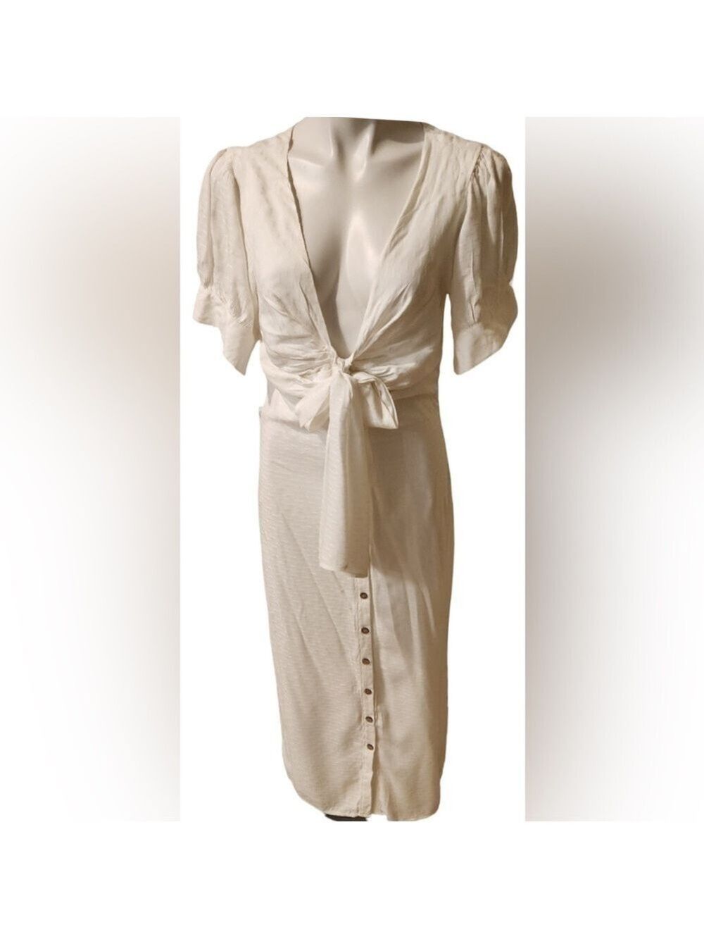 Elegant Off White Maxi Dress by Malibu Bum - Large